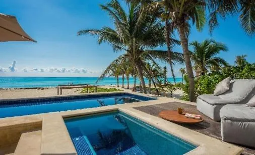 Casa De Playa- Transportation&cooks Included! Playa del Carmen