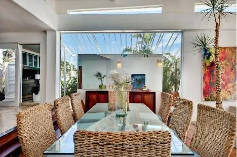 Casa De Playa- Transportation&cooks Included! Playa del Carmen