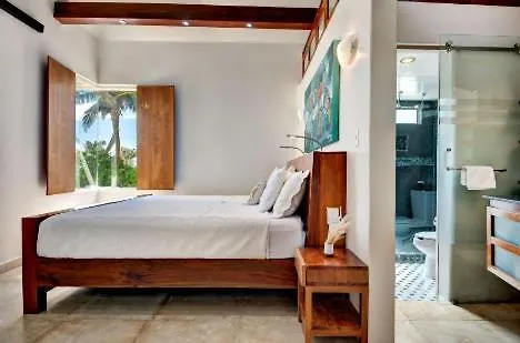 Casa De Playa- Transportation&cooks Included! Villa *